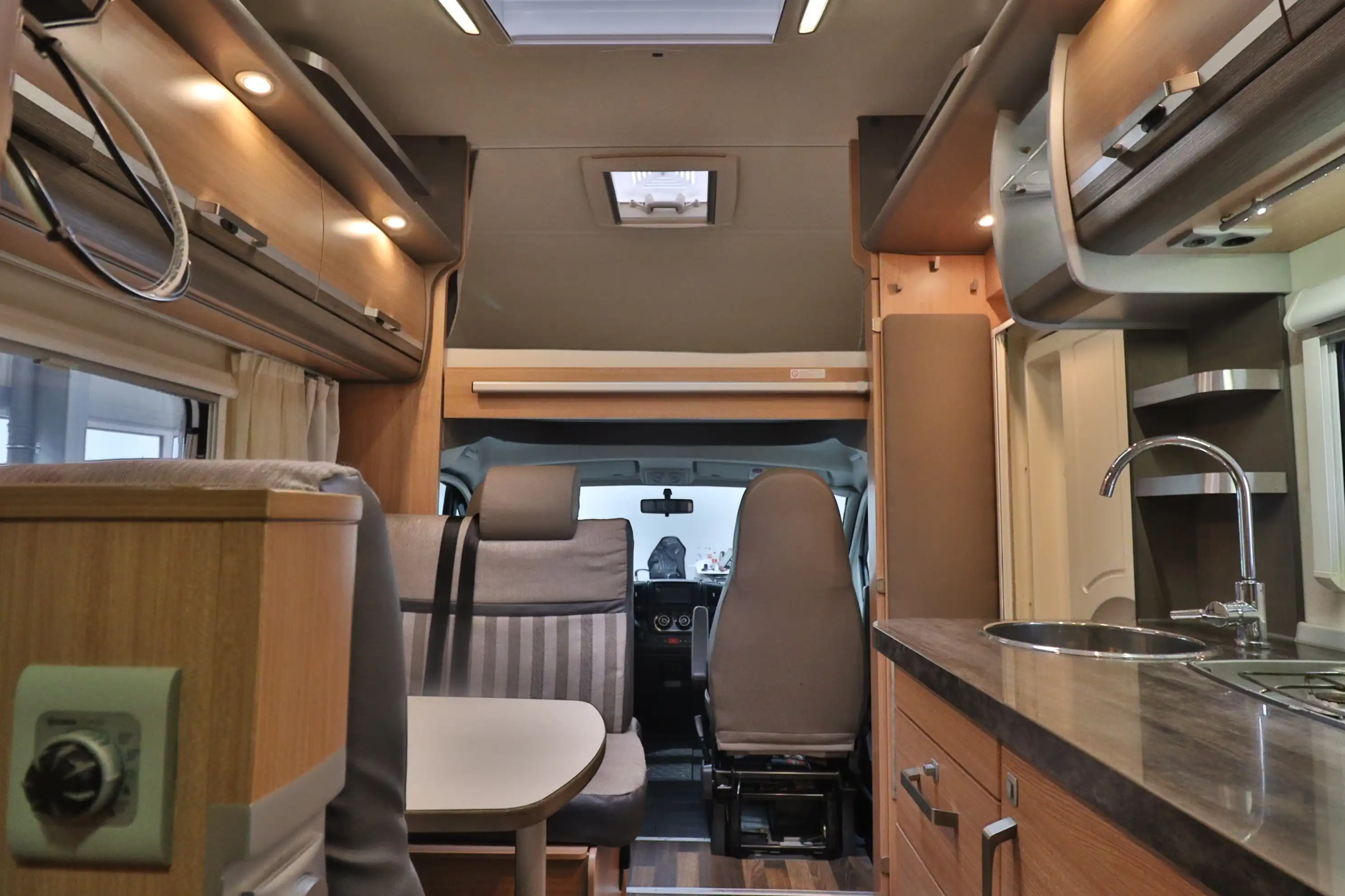 KNAUS SKY Traveller 650 DG